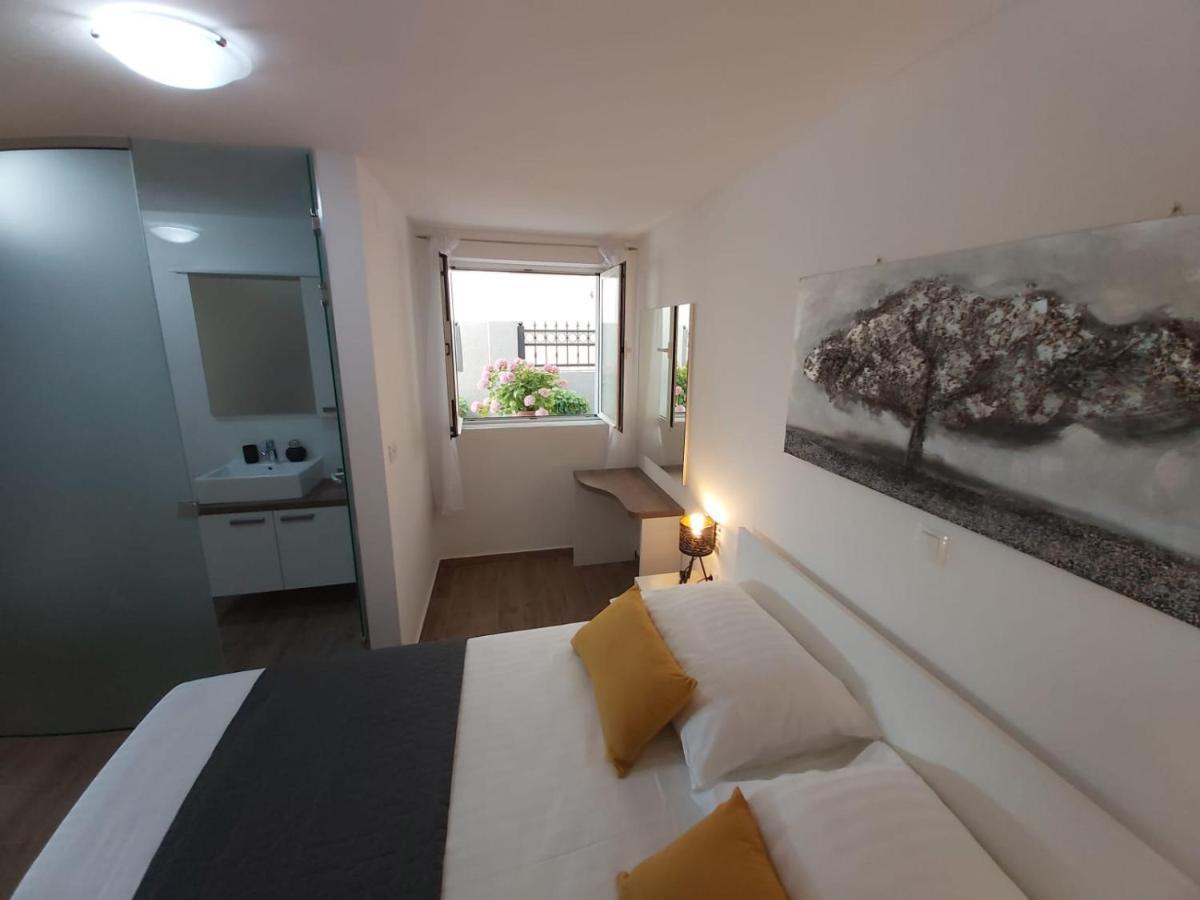 Apartments Ka - Ro บาร์บินเย ภายนอก รูปภาพ
