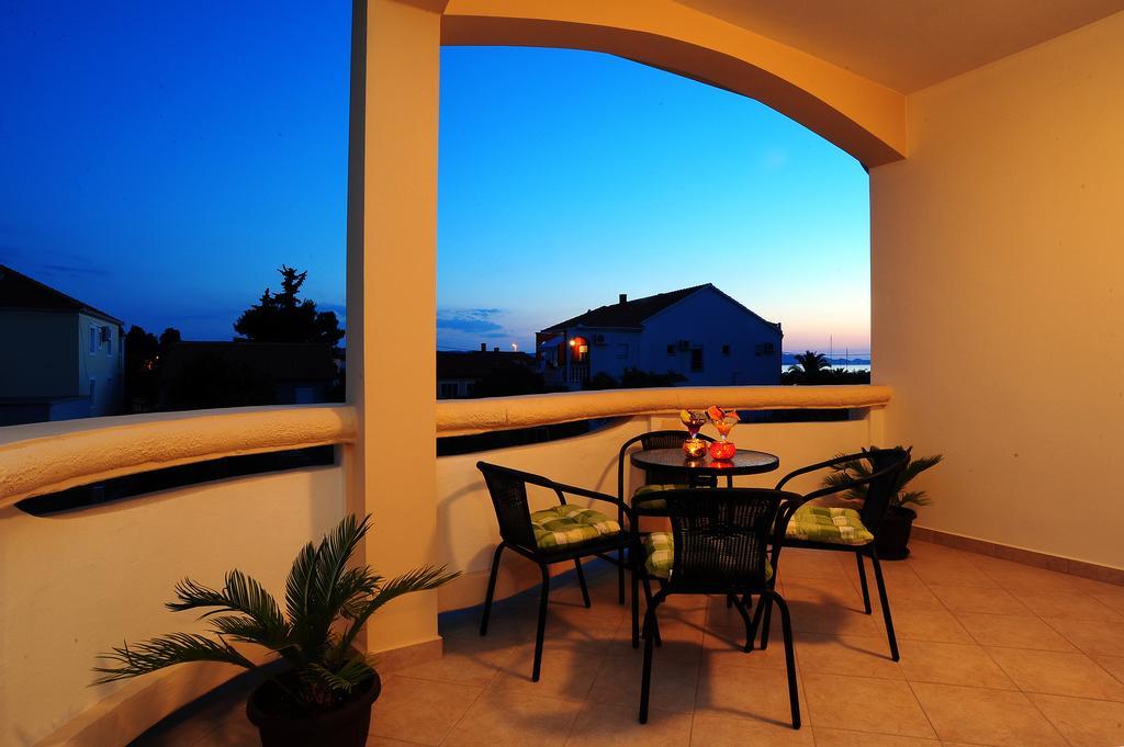 Apartments Ka - Ro บาร์บินเย ภายนอก รูปภาพ